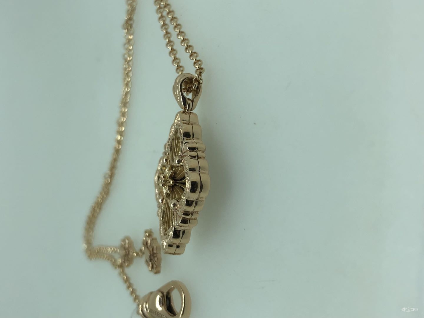 BQLT-gold agate European-style four-leaf clover pendant