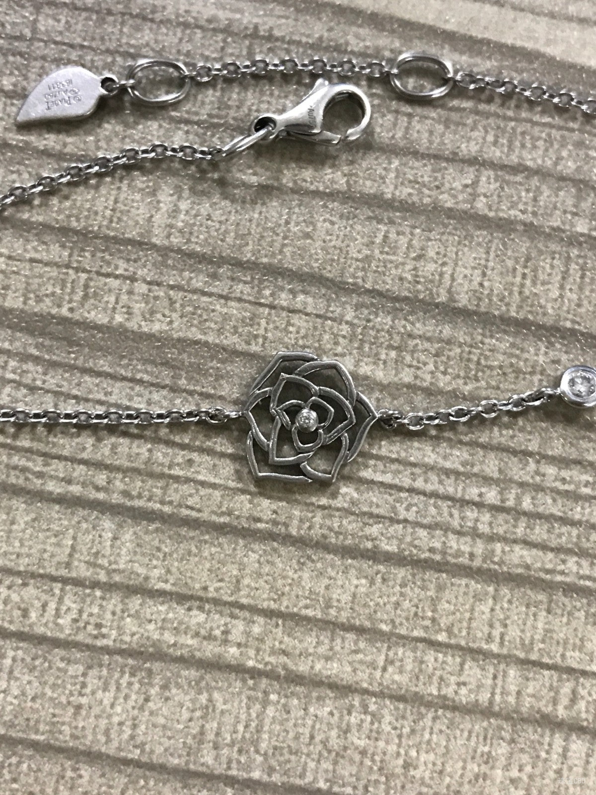 BJ-G36U4200丝带花手链