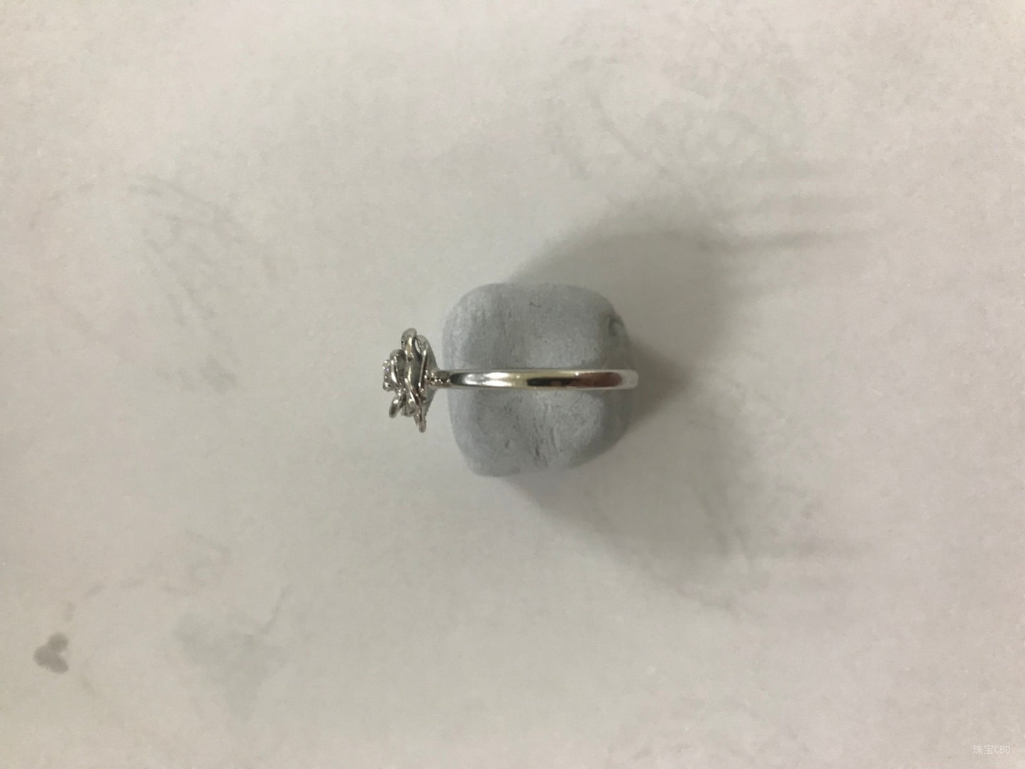 BJ-G34UR500光金满镶玫瑰花戒指客版