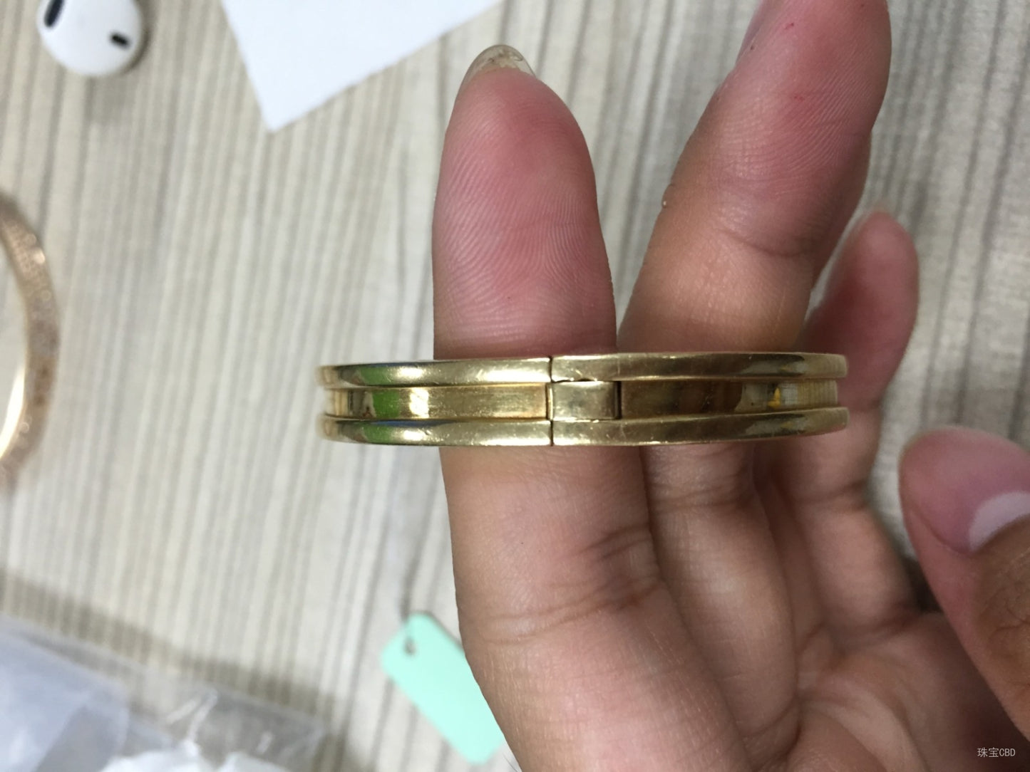 BGLBR856142客版宝盖光金两边按手镯