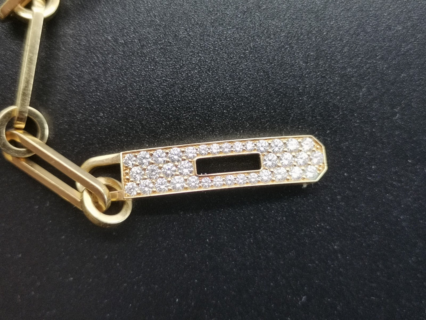 AiHshi-H218472B customer version diamond twisted circle light gold chain bracelet