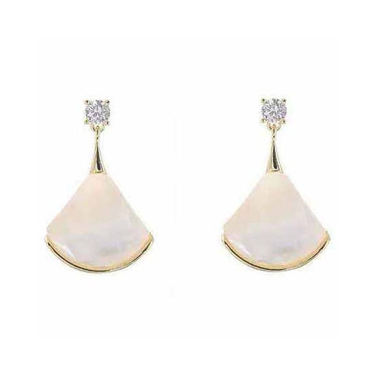 BGL-OR391959 fan-shaped light gold shell earrings