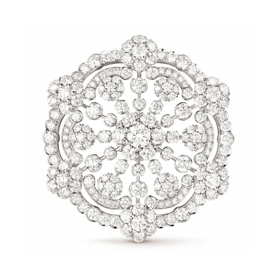 VCARP39900 six-circle one-flower brooch pendant