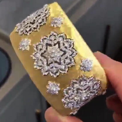 BQLT-BRC068257 lace pattern yellow and white color wide open bracelet