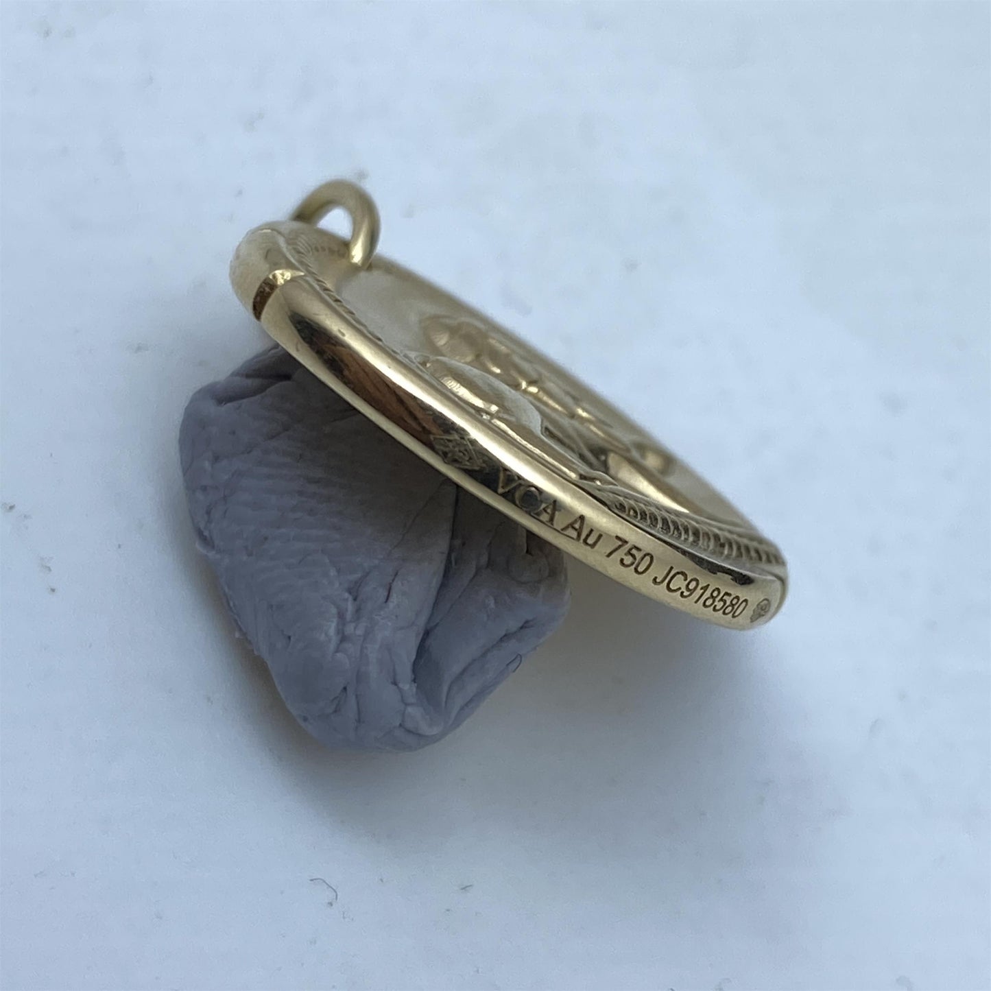 VCARP7SO00 21mm客版光金狮子座吊坠星座实心版