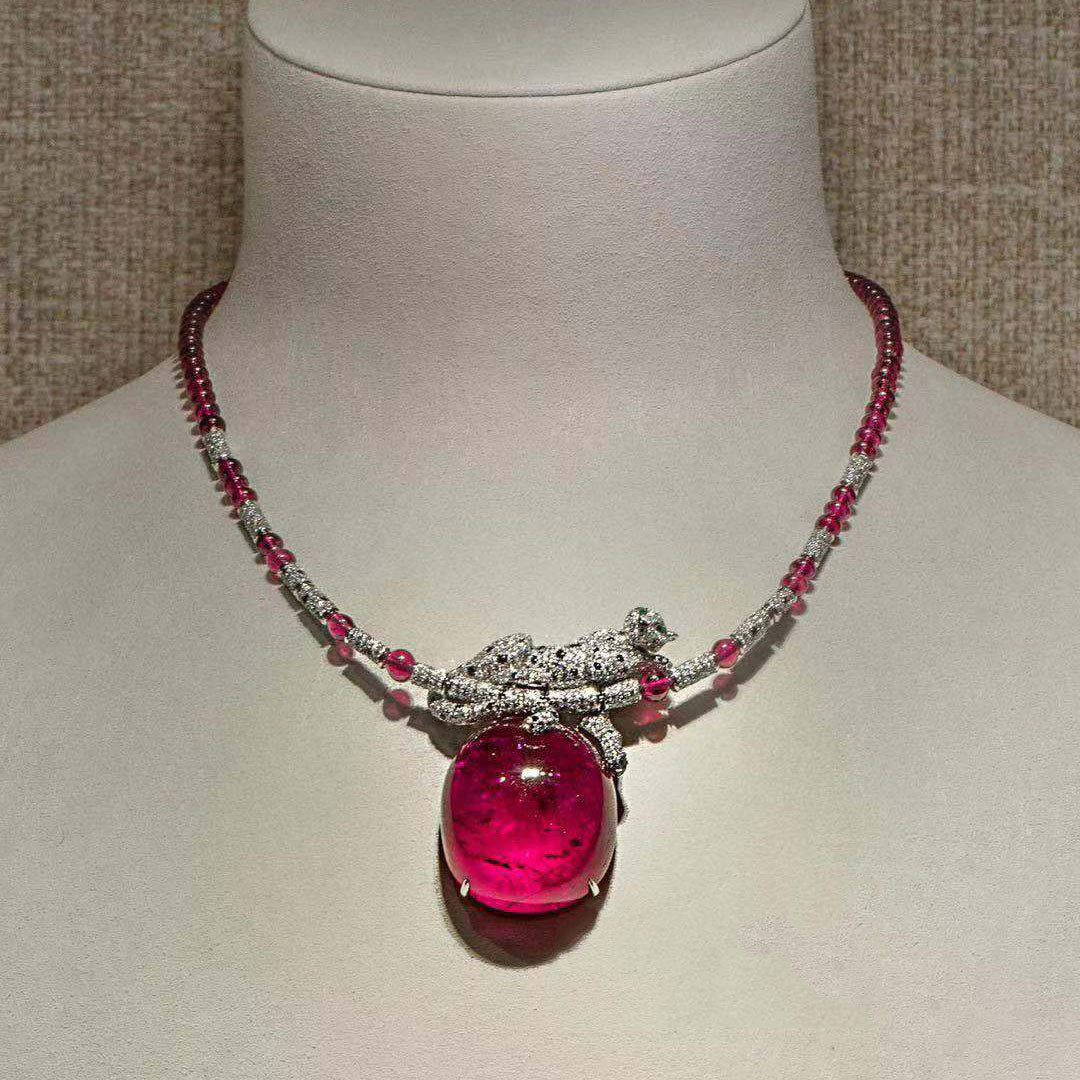 KDY-leopard climbing stone necklace
