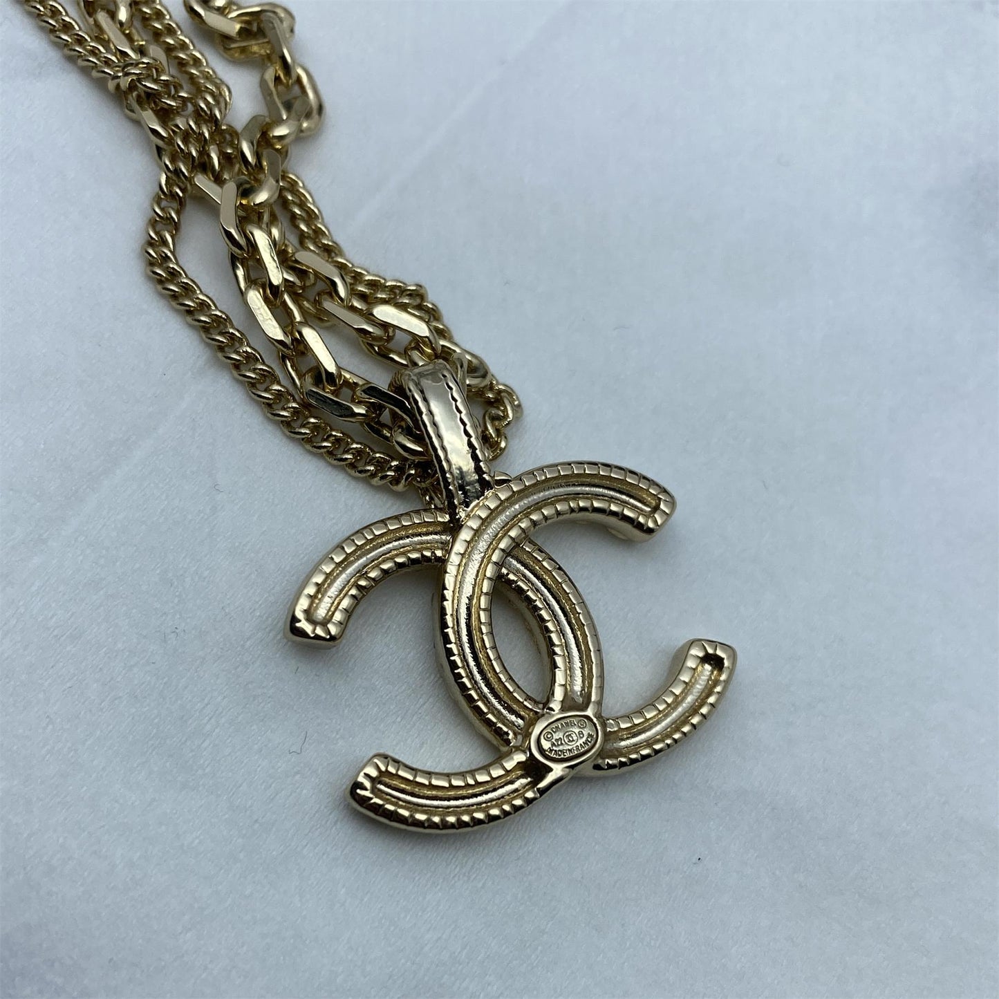 XNE-422874 26.2mm wide double c letter pendant customer version
