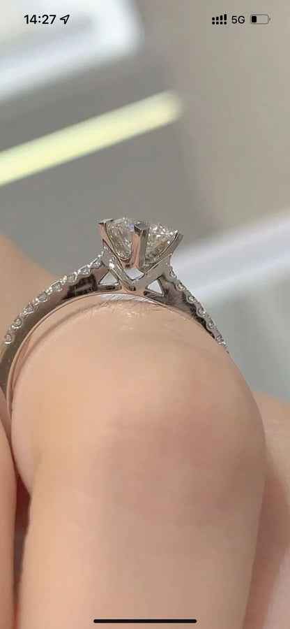 DBES Diamond Four-Prong Ring
