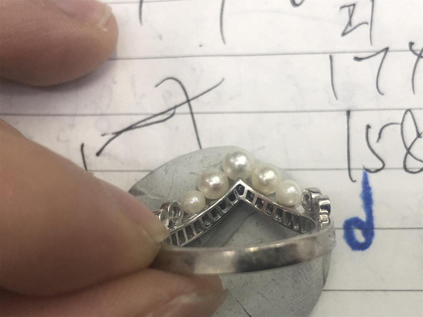 SM-083297-083292皇冠头V形弯臂戒  客版
