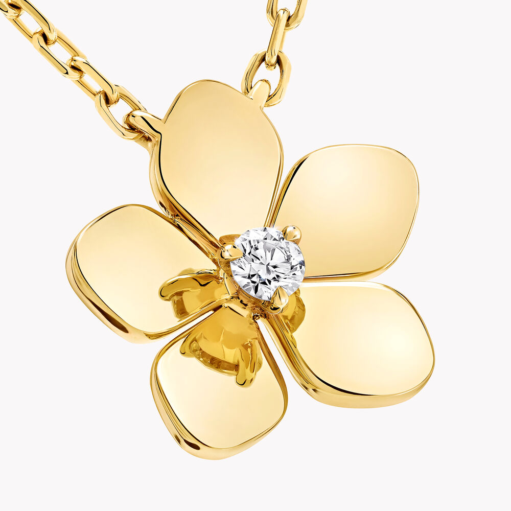GLF-RGP813 five-leaf flower bolt chain pendant main stone 0.06ct