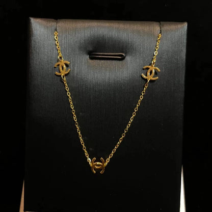 XNE flat double C light gold 8 set necklace