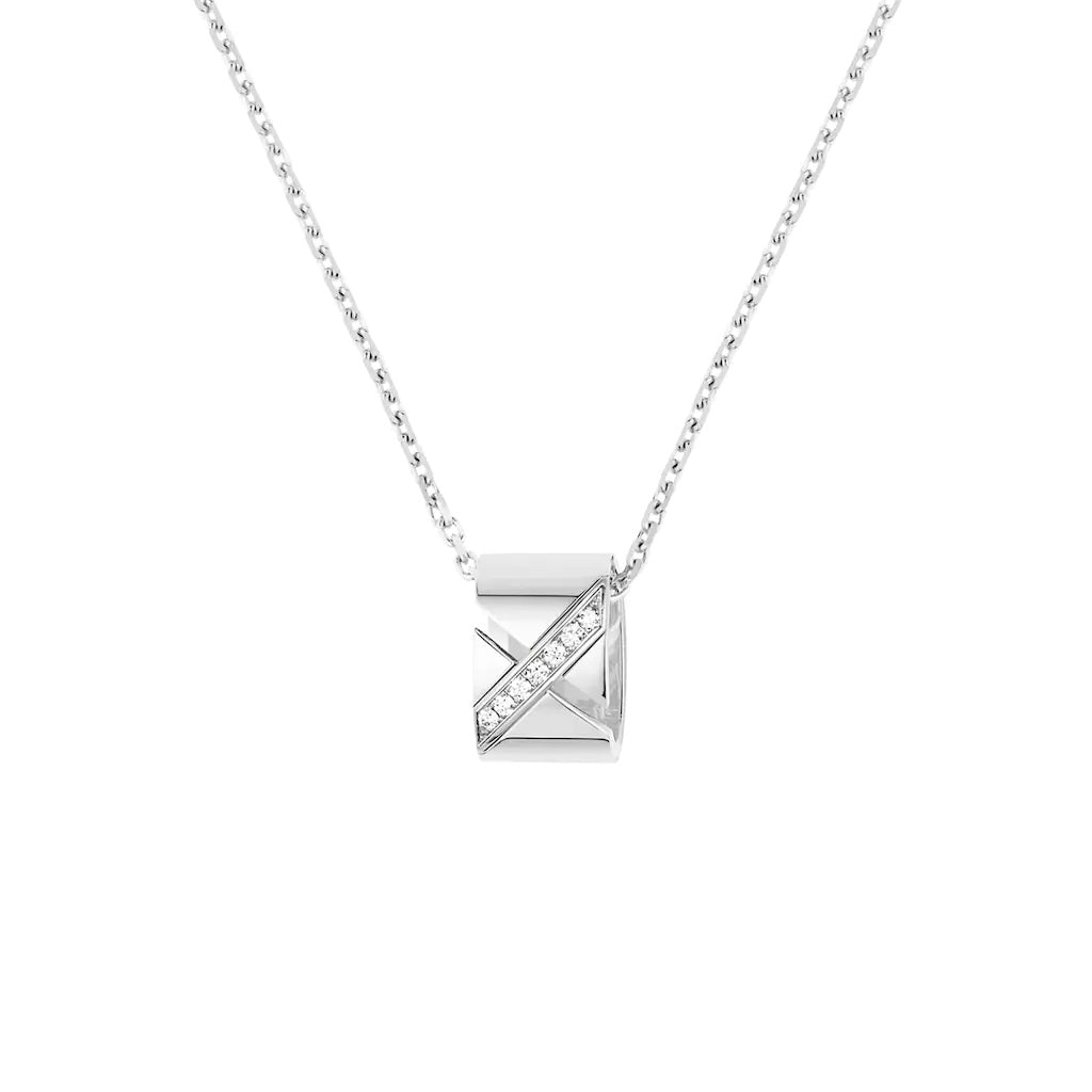 SM-085186 Cross inclined rod diamond wide pendant 11.5x7mm