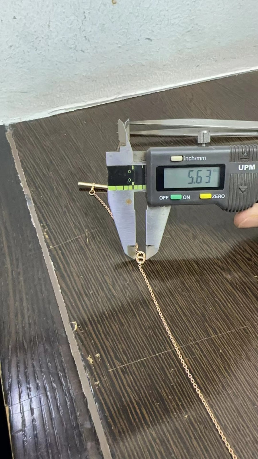 爱H仕-H105202B猪鼻子日字光金大套链项链客版（链长120cm）