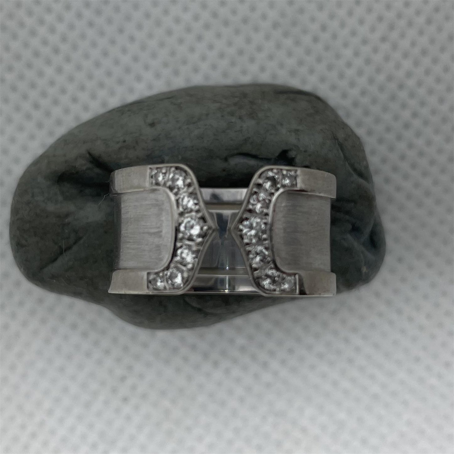 KDY-U8456035 Double C wide arm 10mm open ring