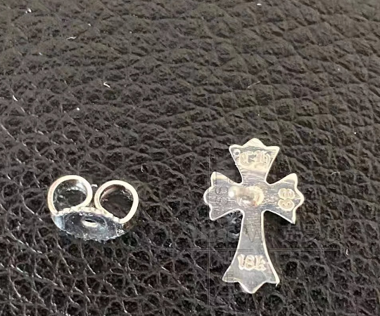 KLX-153812 10mm cross stud earrings