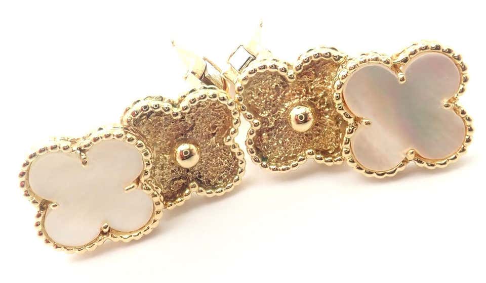 VCA15675392 13X22MM middle light bead superimposed four-leaf clover ear racket