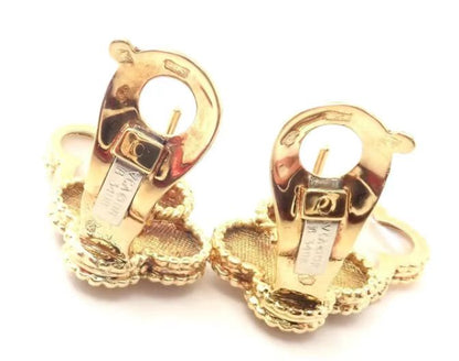 VCA15675392 13X22MM middle light bead superimposed four-leaf clover ear racket