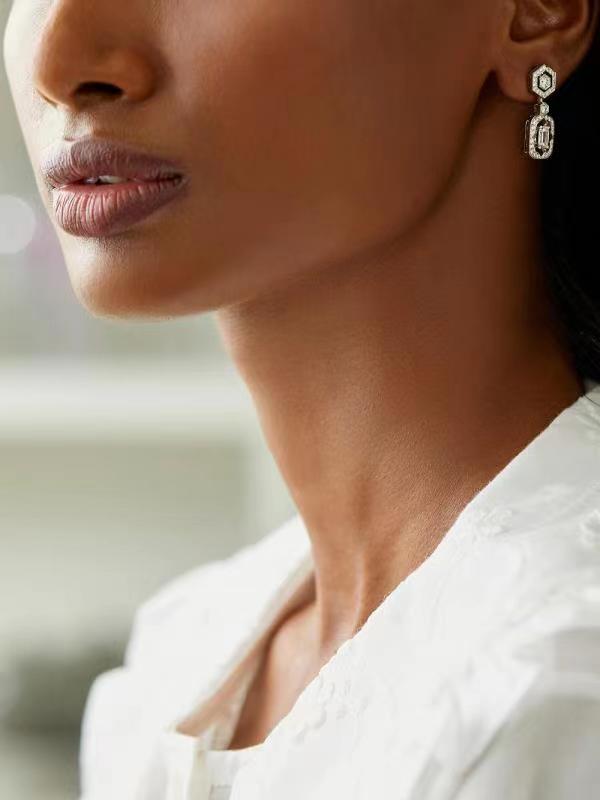 HW-5DW8852 emerald stone hexagonal long earrings