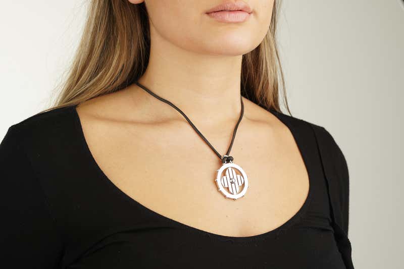 LV-0000188 light gold hollow plum blossom four-leaf clover black rope pendant