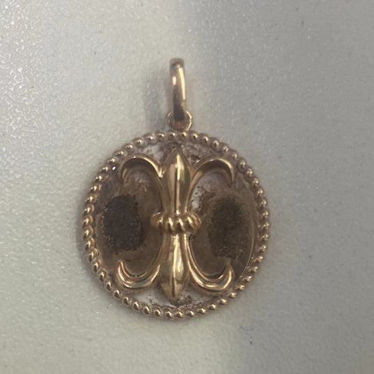 KLX-140064 Three-pronged Maohua Iris Light Gold Circle Pendant Customer Edition