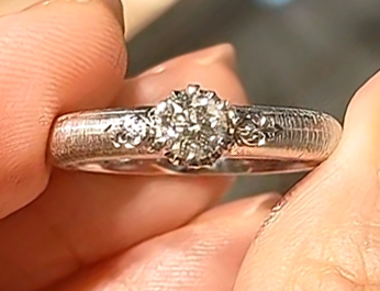 BQLT-RIN014660心形四爪拉丝女戒16.5#0.4ct