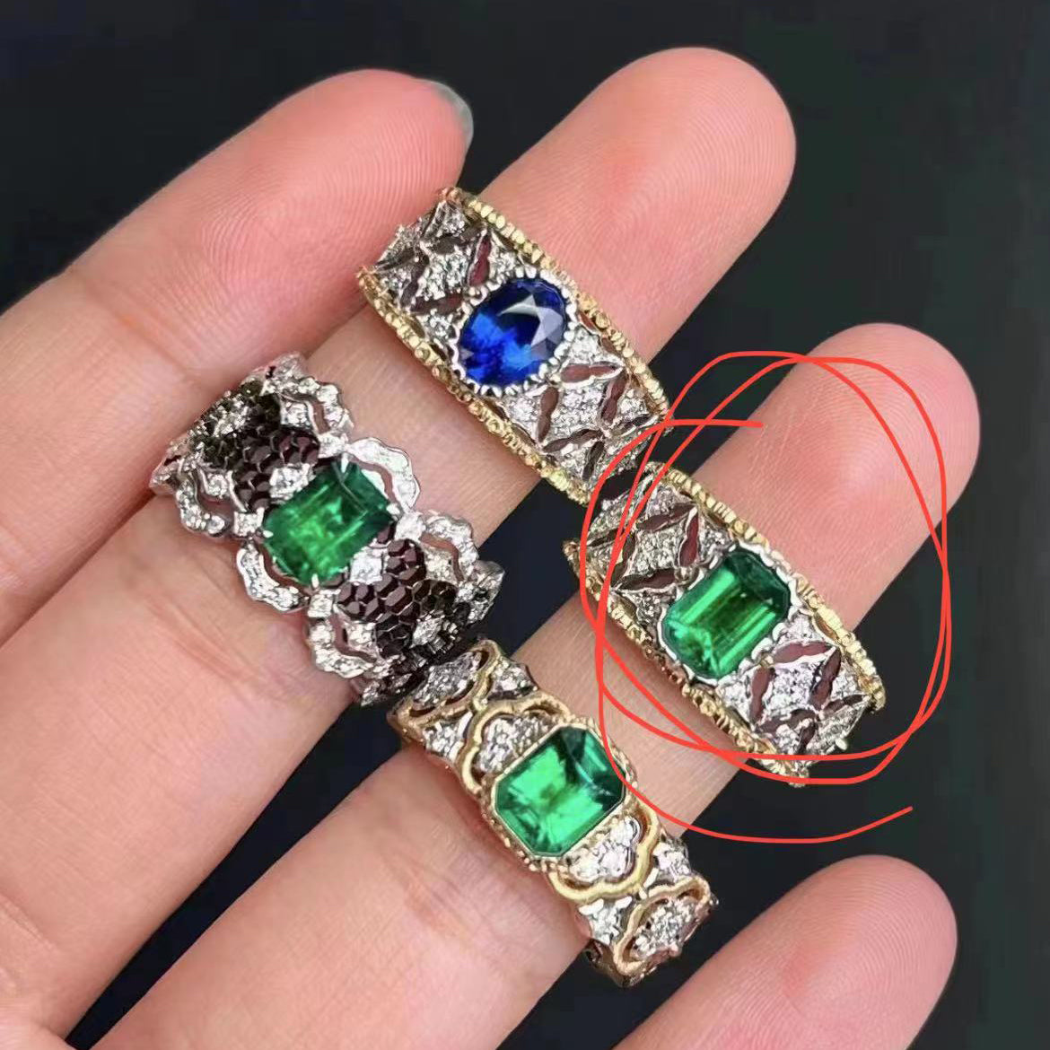 BQLT-RIN964612 bezel-set emerald wide face hollow straight arm ring main stone 5.4x6.45x3mm