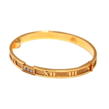 TIF79968301 Closed hinged three diamond Roman bracelet