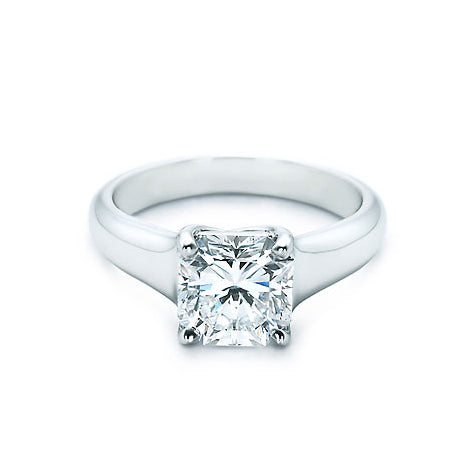 TIF7030374 square diamond ring 14.5#