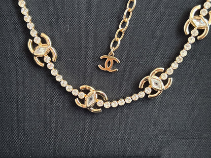 XNE-AB9925 Double C+ Bubble Color Separation Bezel Necklace