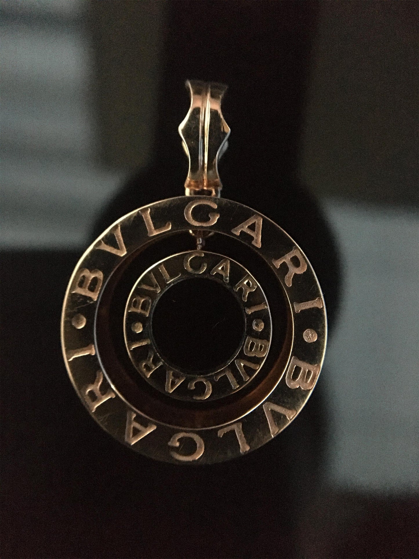 BGL-CL682318 round pendant spring cover round necklace