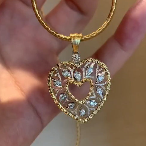 BQLT-PEN884125 heart-shaped pimple lace middle irregular leaf-shaped diamond color pendant