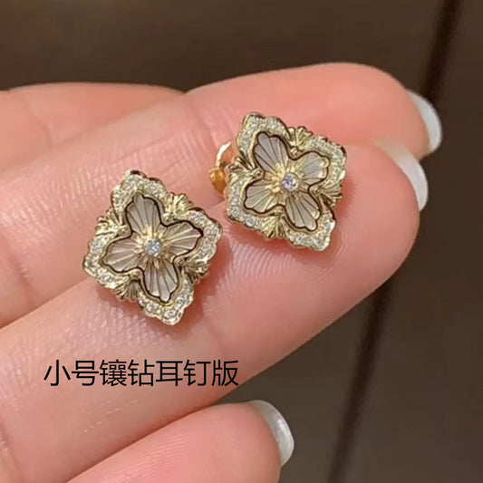 BQTL-EAR116531 European style four-leaf clover middle ribbon earrings agate version small diamond stud earrings version
