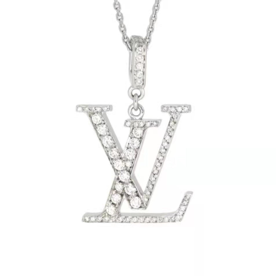 LV-Q93006-字母LVLOGO满钻吊坠35mx22.5m