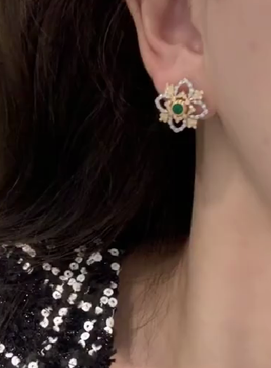 BQLT-EAR65854 Medium Colorful Four-leaf Clover Diamond Lace Flower Stud Earrings