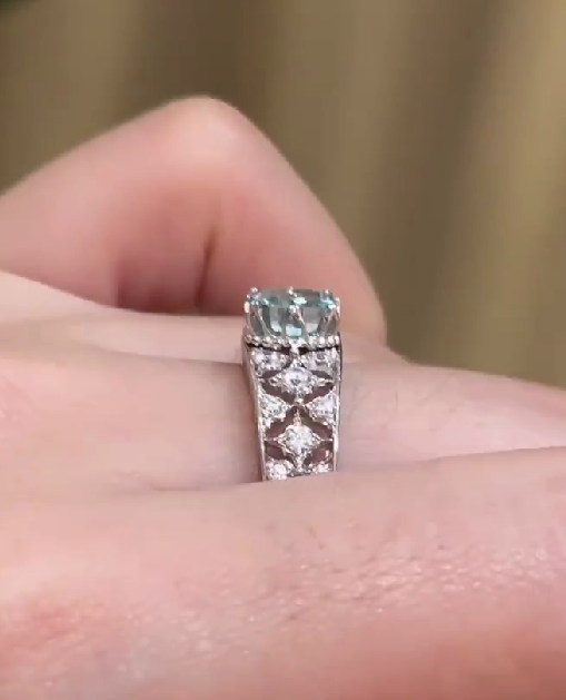 BQLT-RIN45665 square flower ring main stone 5.11x5.07x2.9mm13#