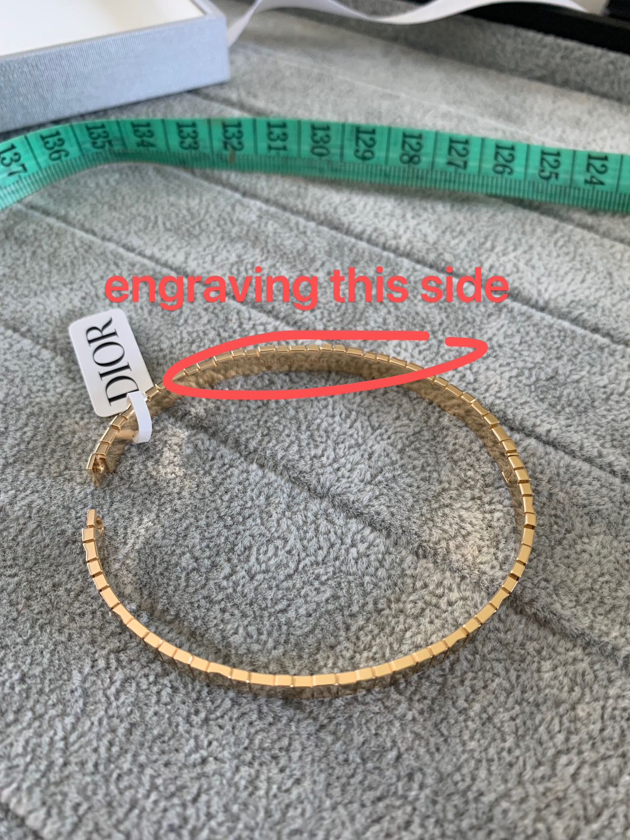 DIOR-JGEM95014光金条条拼手镯