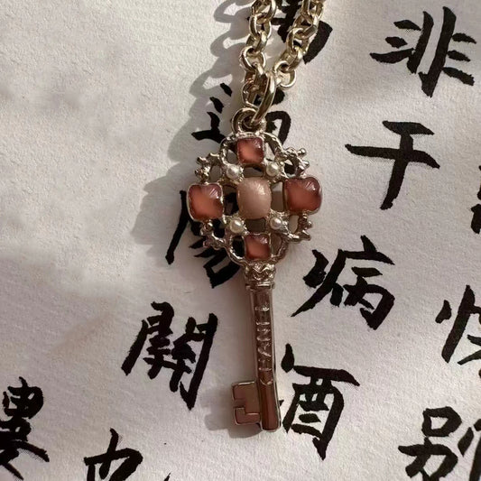 XNE-154185 key colorful treasure pendant
