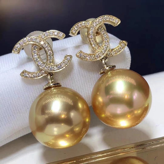 XNE-948412 Double C Pearl Stud Earrings
