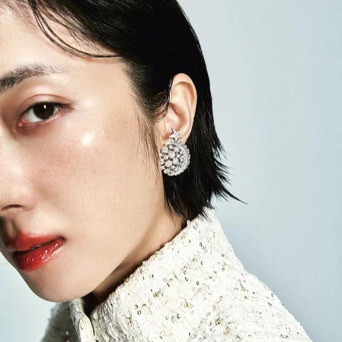 XNE-165356 Star Moon Bucket Earrings