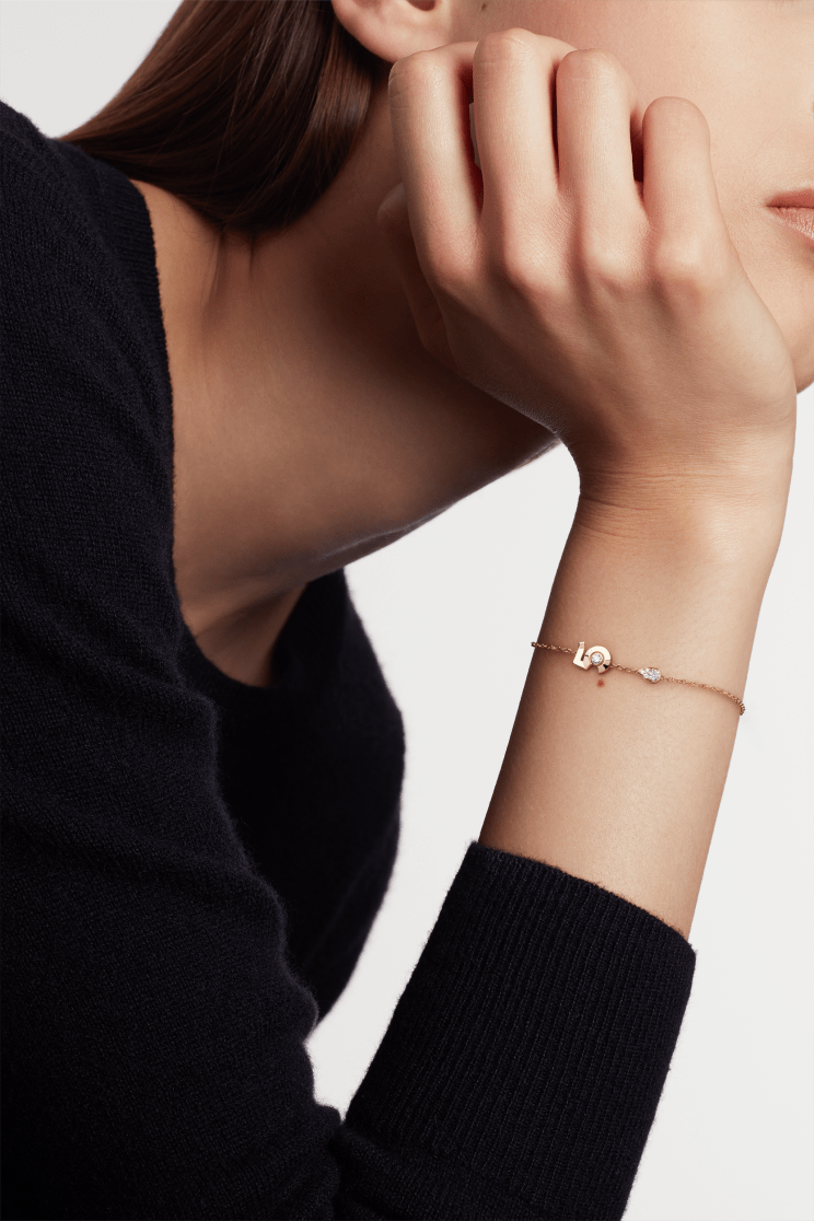 XNE-J12428 Number 5 Bracelet