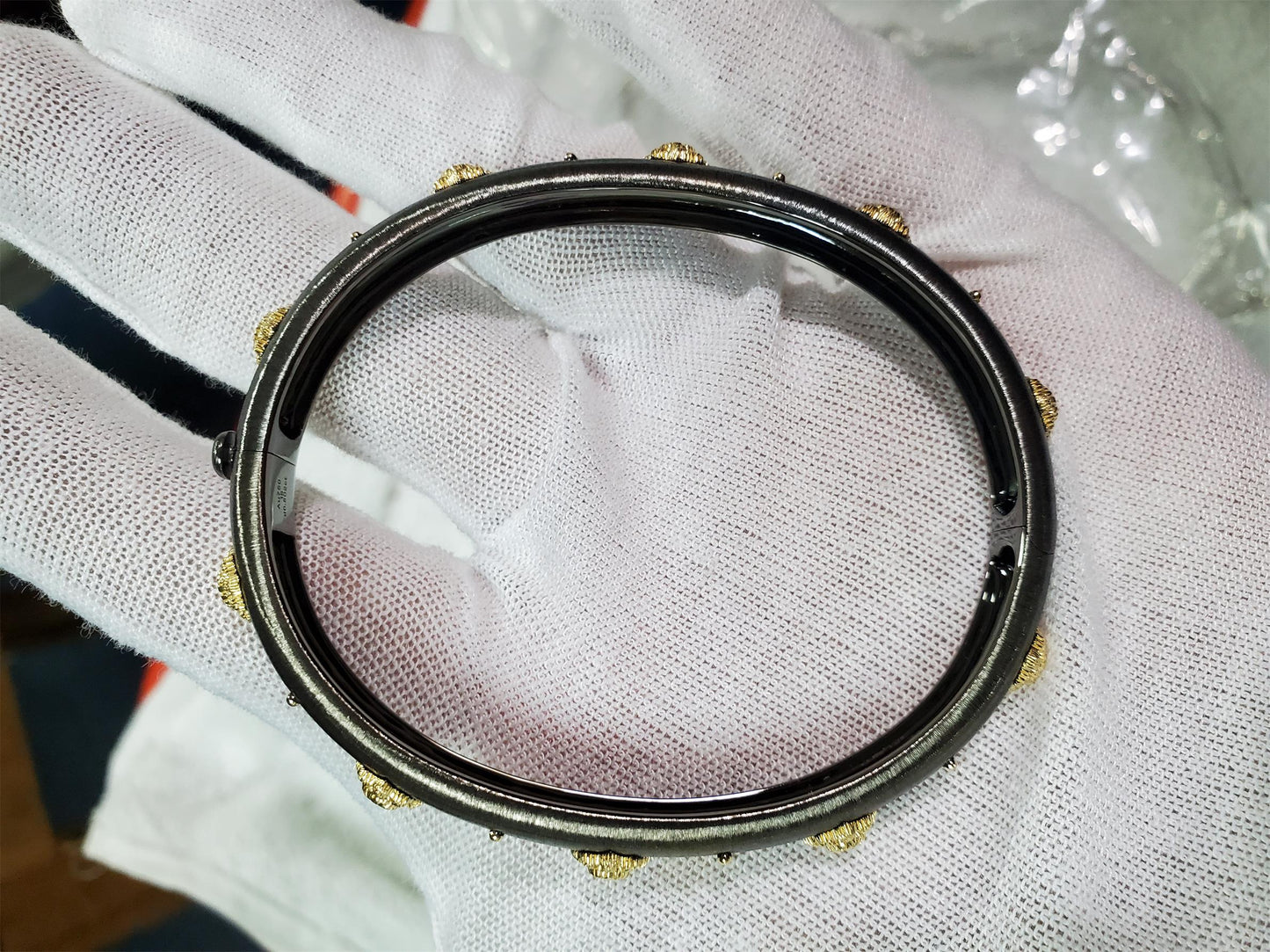 BQLT-SZ119893 7.2mm圆波花边手镯