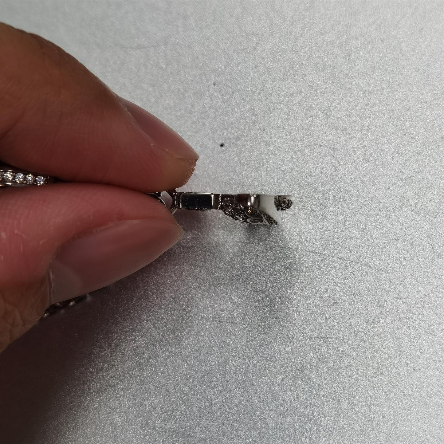 APM-912825星球回形别针小清新密钻项链