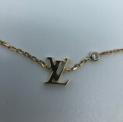 LV-Q93655字母LOGO栓链吊坠 客版