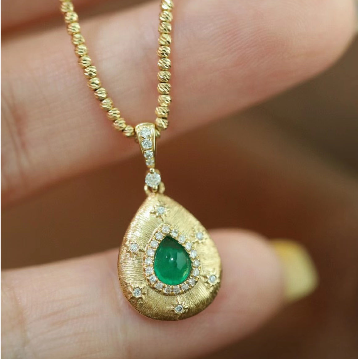 BQLT-PEN21246 round body light gold surface flower drop pendant