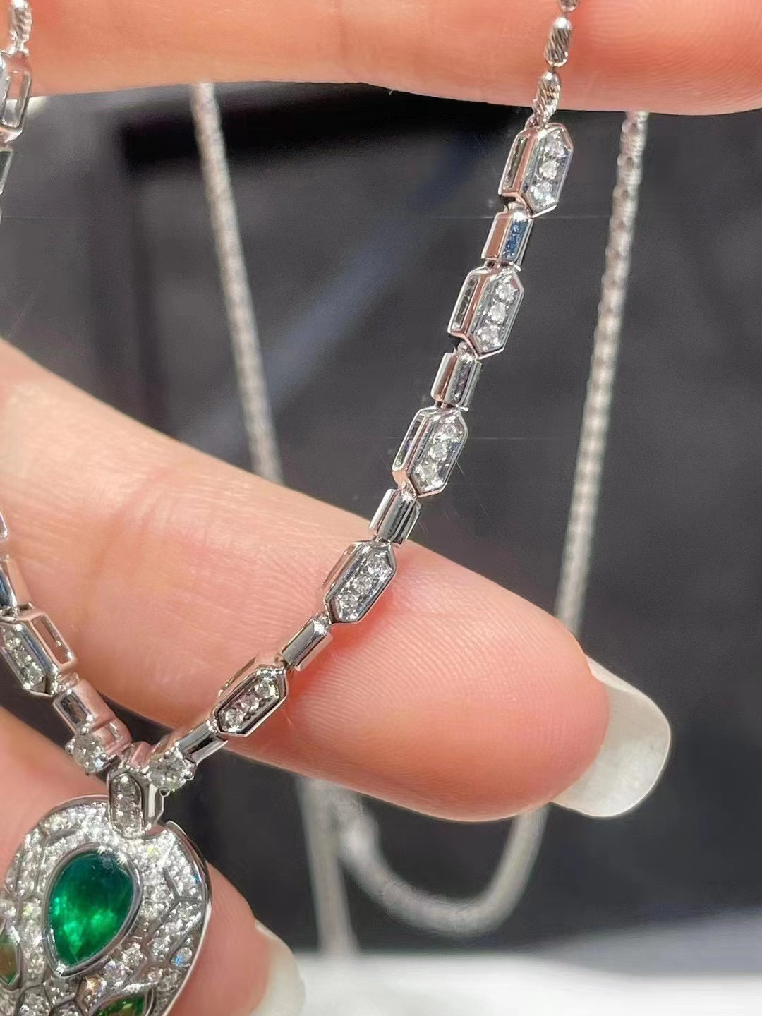BGL-82179 Sapphire snake head necklace