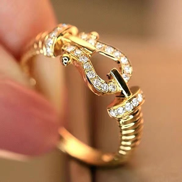 FLD-578231 Horseshoe twist straight arm ring