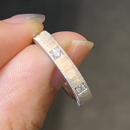 BQLT-RIN62159 4MM方格六钻拉丝条形戒平面直身戒指条戒