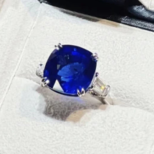 HW-349414 four pairs of prongs set cushion-shaped sapphire ladder square diamond double shoulder straight arm ring