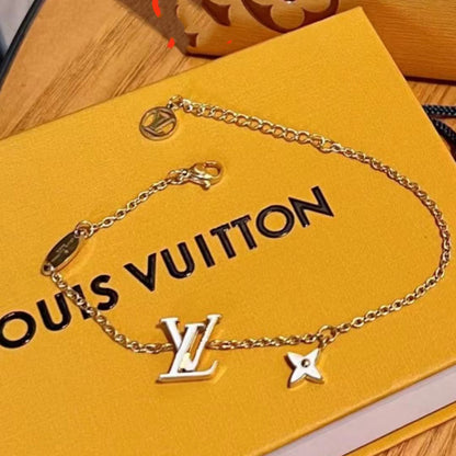 LV-M1008A letters LVLOGO enamel paint bracelet