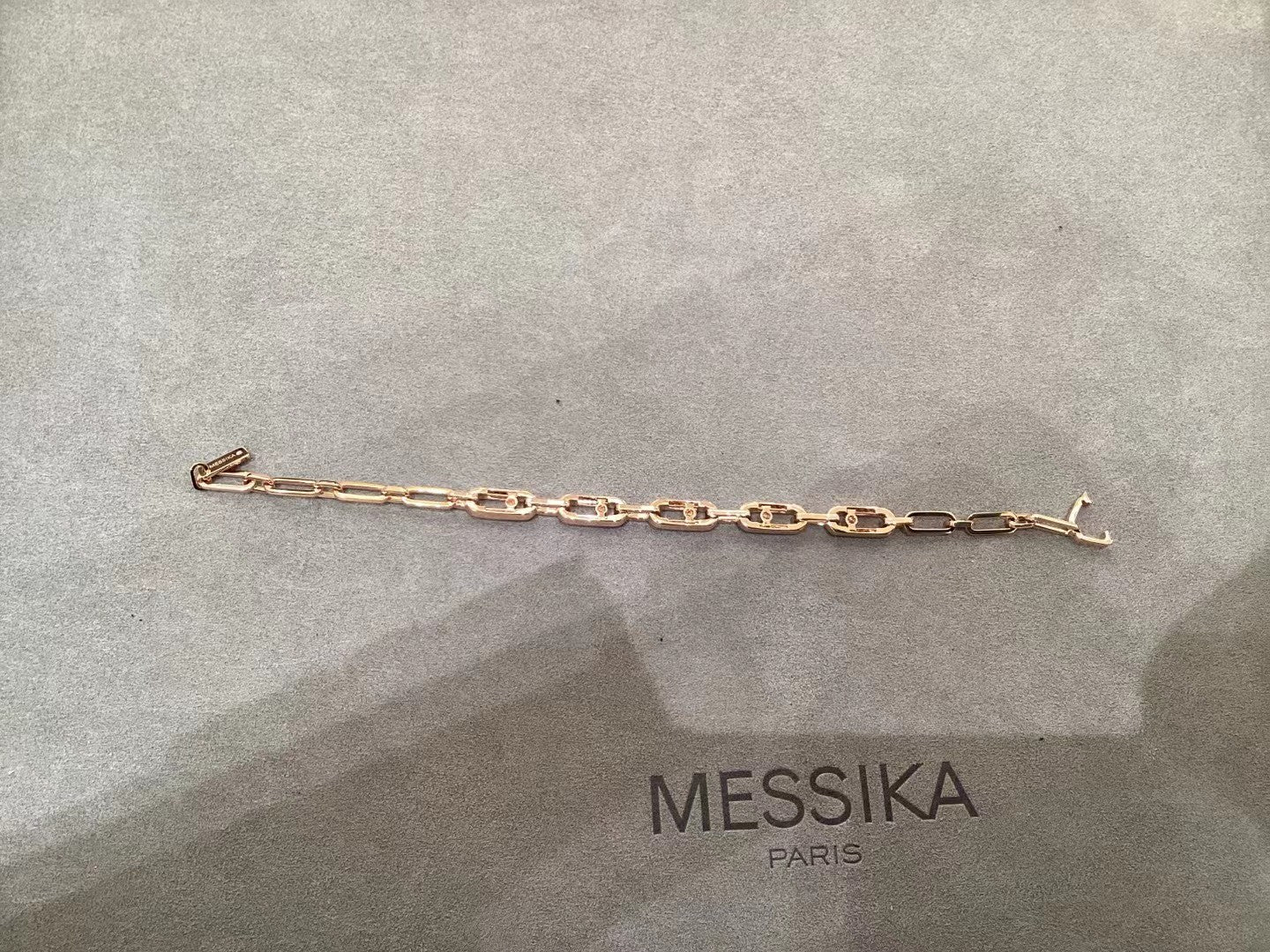 MSK-12187半钻活动手链